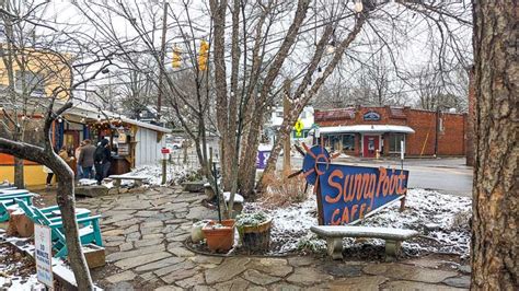 Sunny point asheville - Mar 21, 2023 · The next time you drive by Sunny Point Café in West Asheville, you might see something missing: a long line down the block. The almost 20-year-old restaurant, especially popular during weekend ... 